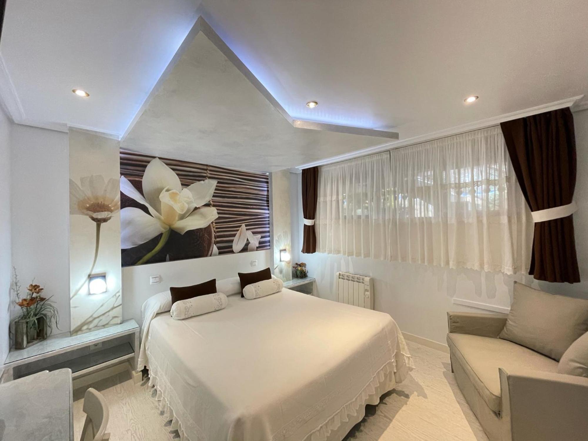 El Jardin Otel Soto de la Marina Dış mekan fotoğraf