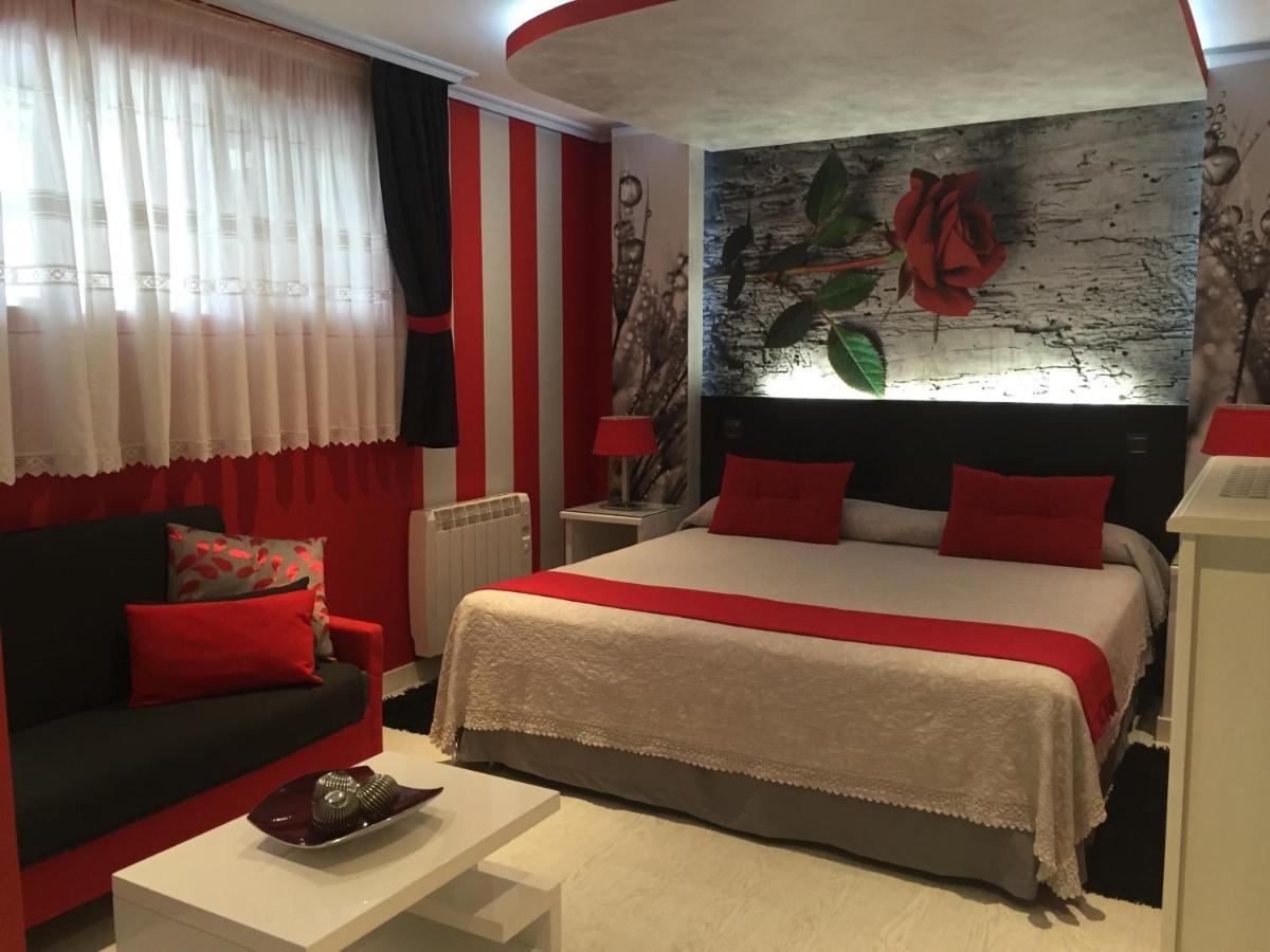 El Jardin Otel Soto de la Marina Dış mekan fotoğraf