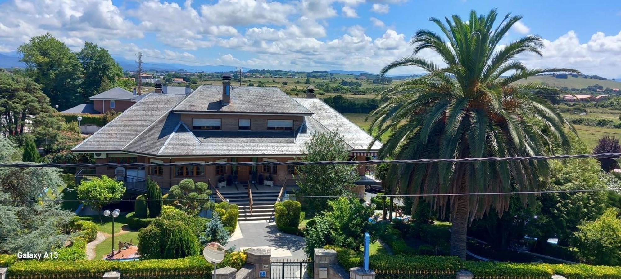 El Jardin Otel Soto de la Marina Dış mekan fotoğraf