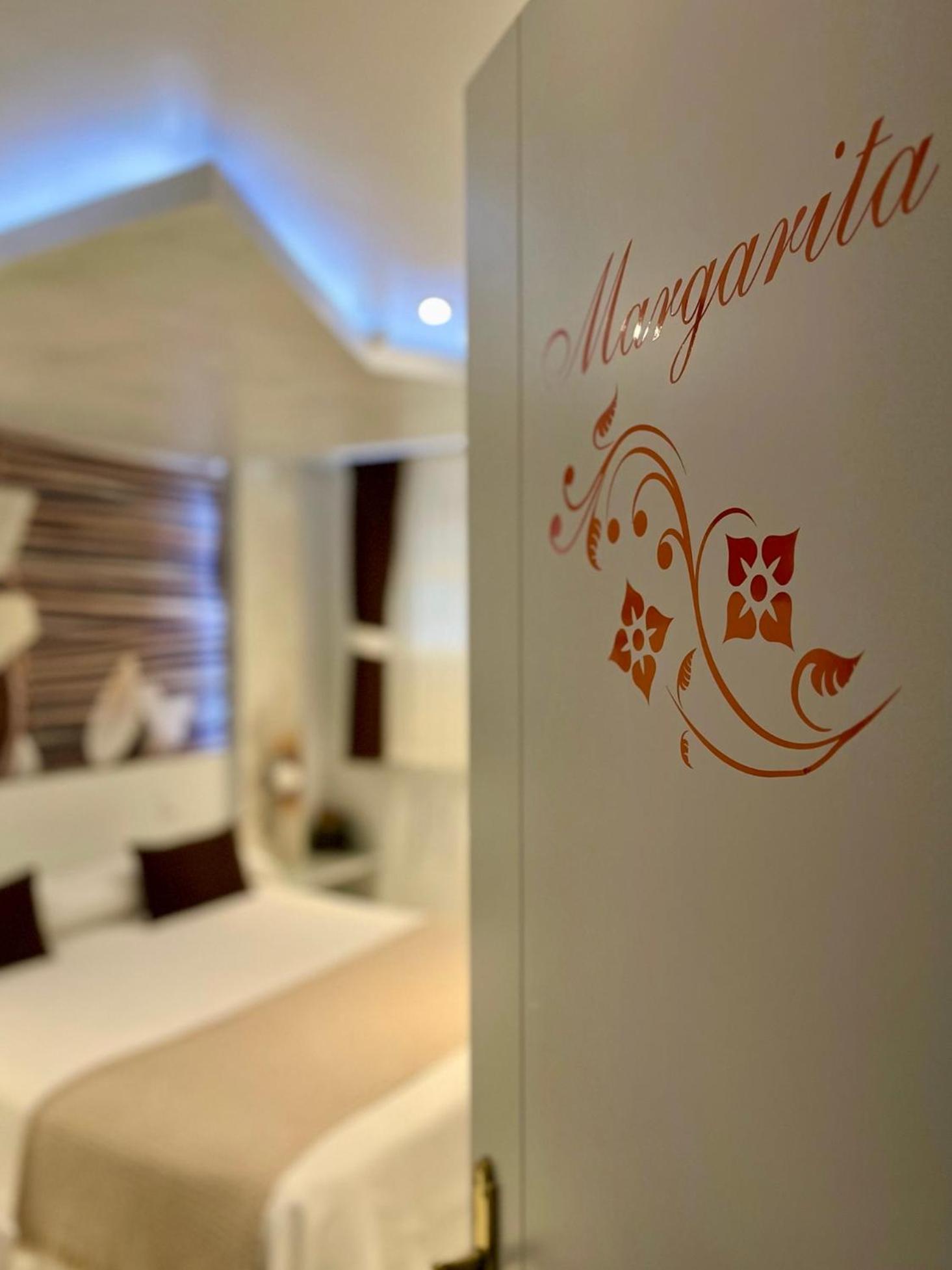 El Jardin Otel Soto de la Marina Dış mekan fotoğraf
