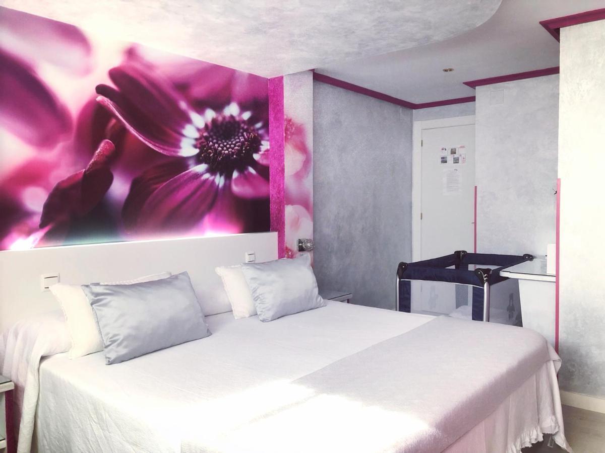 El Jardin Otel Soto de la Marina Dış mekan fotoğraf